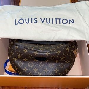 Louis Vuitton world tour bumbag